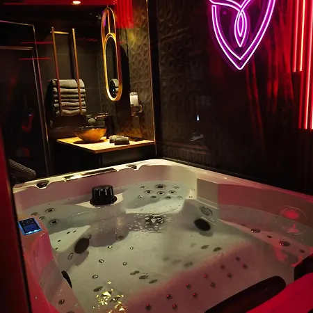 Daire Luxuria - Jacuzzi Et Hammam